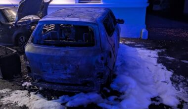 FW-BN: Feuerwehr verhindert Übergreifen eines PKW-Brandes auf Wohngebäude in Bad ...