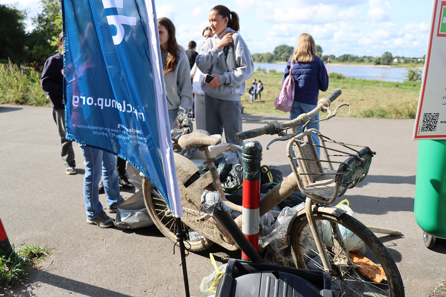 Düsseldorf startet am Samstag den großen RhineCleanUp - Ddorf-Aktuell