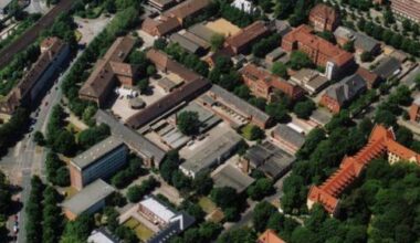 Auf dem Campus der Tierärztlichen Hochschule am Bischofsholer Damm sind unter anderem die Klinik für Rinder, das Anatomische und Physiologische Institut untergebracht.