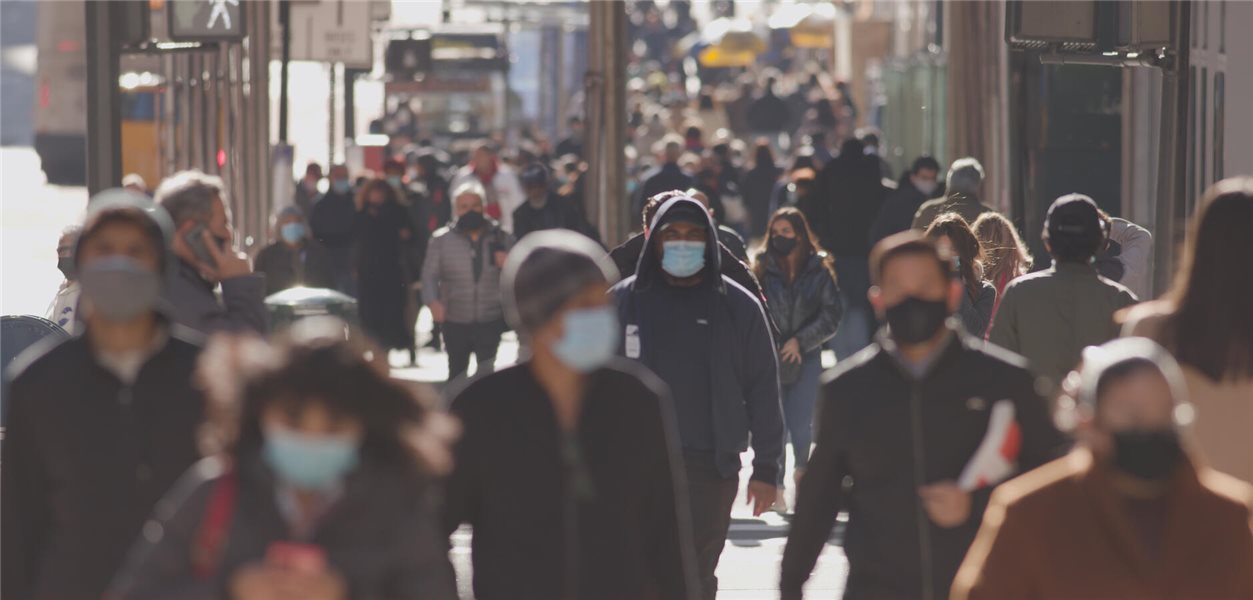 COVID-19: Antihistaminikum-Nasenspray zeigt signifikante präventive Wirkung - AerzteZeitung.de