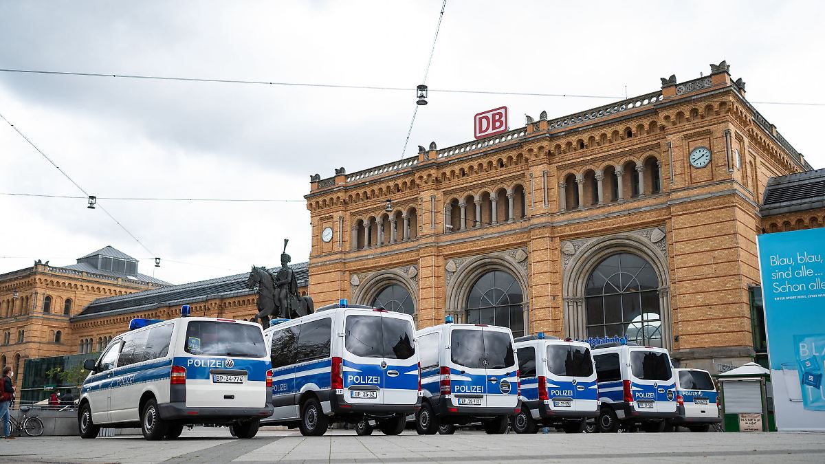 Niedersachsen & Bremen: Bundespolizei: "Messer gehören nicht in den Hauptbahnhof"
