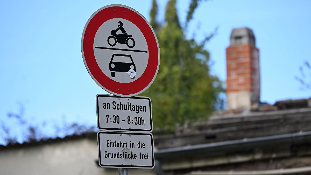 Niedersachsen & Bremen: Für die Sicherheit: Elterntaxis werden ausgebremst