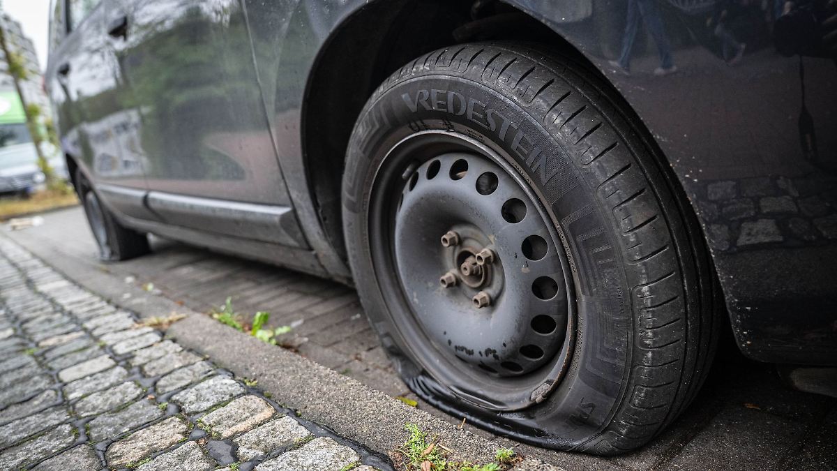 Niedersachsen & Bremen: Zerstörte Autoreifen – Verdächtiger gefasst