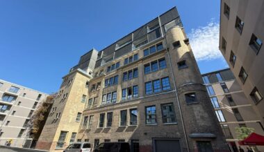 Gravo-Druck wurde zum Quartier „WOHNEN AM REILECK“ – Feierliche Schlüsselübergabe – Du bist Halle