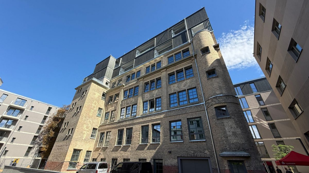 Gravo-Druck wurde zum Quartier „WOHNEN AM REILECK“ – Feierliche Schlüsselübergabe – Du bist Halle