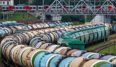 Ukraine greift russische Bahnlinien und Ölsektor an