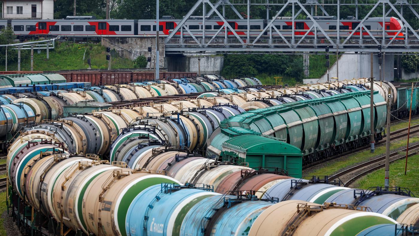 Ukraine greift russische Bahnlinien und Ölsektor an