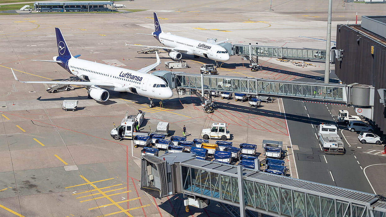 Polizei ermittelt: Drohnen-Alarm! Luftraum über Hannover gesperrt | Regional
