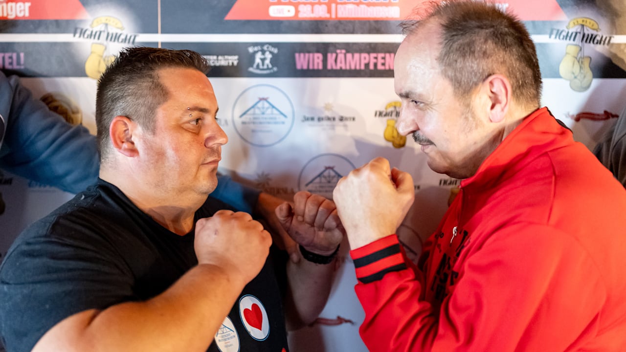 Franken gegen Thüringen: Boxkampf soll Streit um Bratwurst klären | Regional