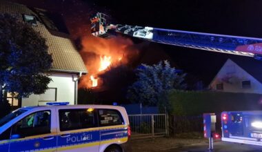 Berlin: Zwei Tote nach Hausbrand - Mordkommission ermittelt | Regional