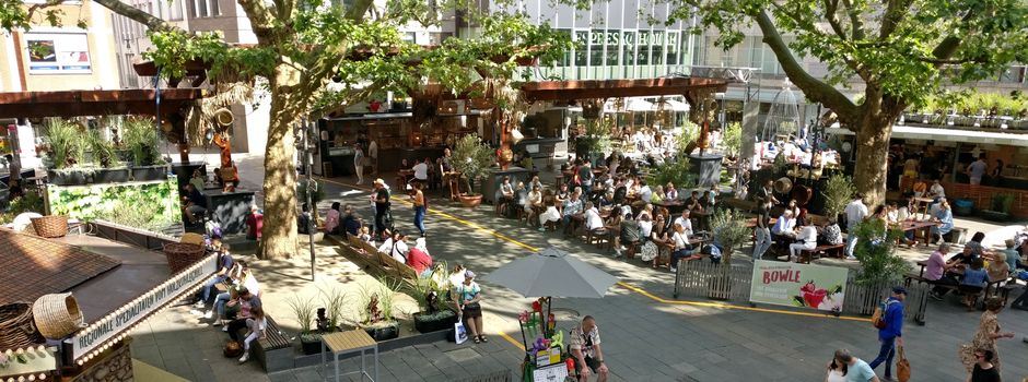Stadt Wiesbaden: Sommermarkt auf Mauritiusplatz hat Einzelhandel belebt