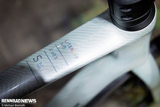 Die Lackierung nennt sich „golddust´n´prism“.