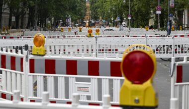 Wir bitten um Missverständnis: In Berlin ist Parken nur im absoluten Halteverbot erlaubt