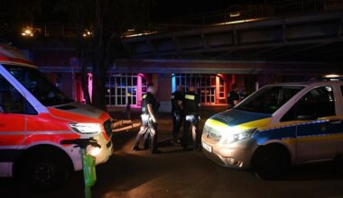 Gedränge vor Club in Berlin-Friedrichshain: Zwölf Menschen verletzt