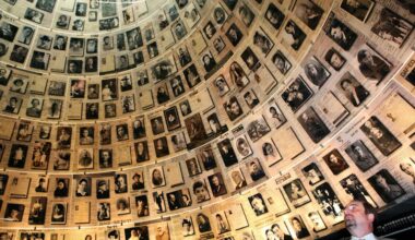 Holocaust-Gedenkstätte Yad Vashem plant Bildungszentrum in Deutschland | Politik