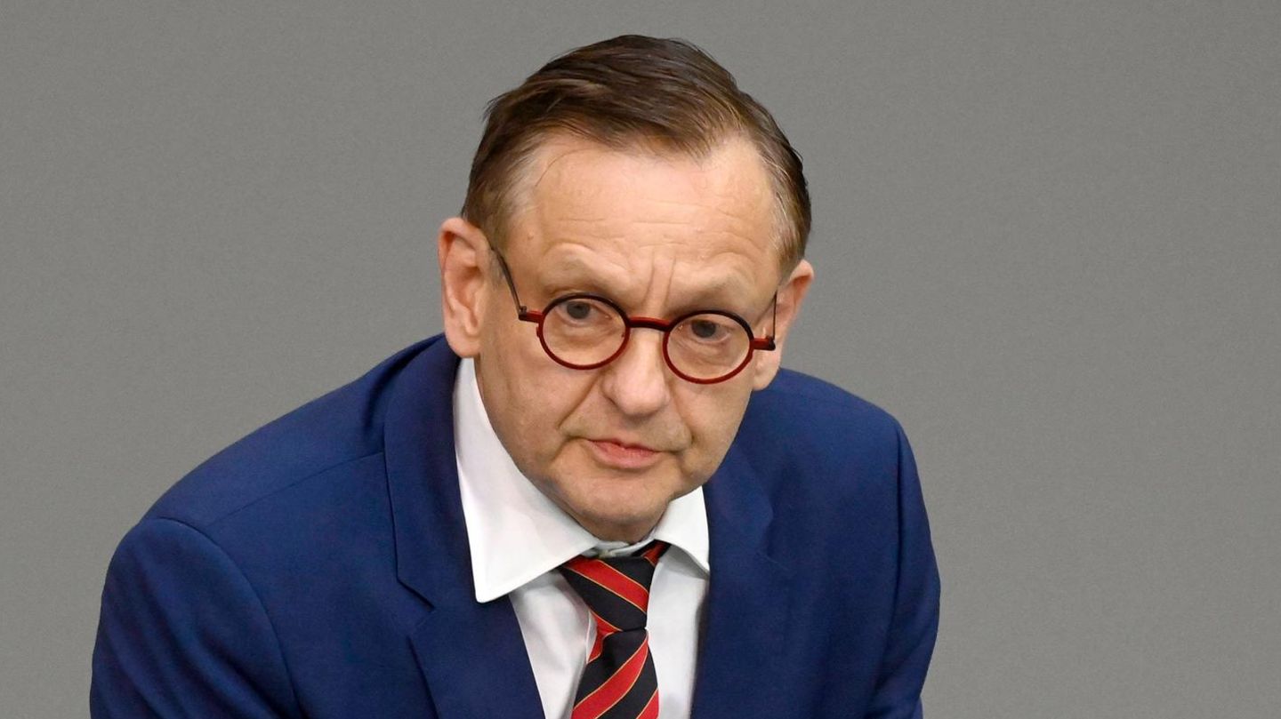 AfD-Politiker Kay Gottschalk:  "Ich sage immer, Vertrauen ist gut, Kontrolle ist besser"
