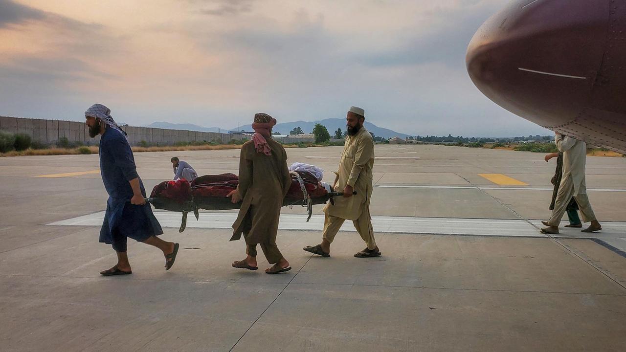 Hunderte Tote nach Erdbeben in Afghanistan befürchtet