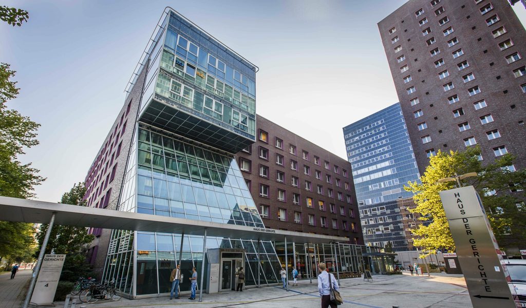 Falsche Polizisten vor Gericht – Erfolg in Berlin, in Hamburg nicht