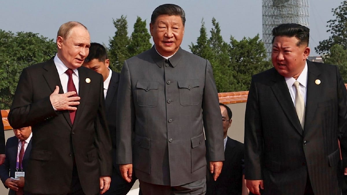 Wladimir Putin und Xi Jinping: Mikrofon-Panne in Peking – Privates Gespräch ist zu hören