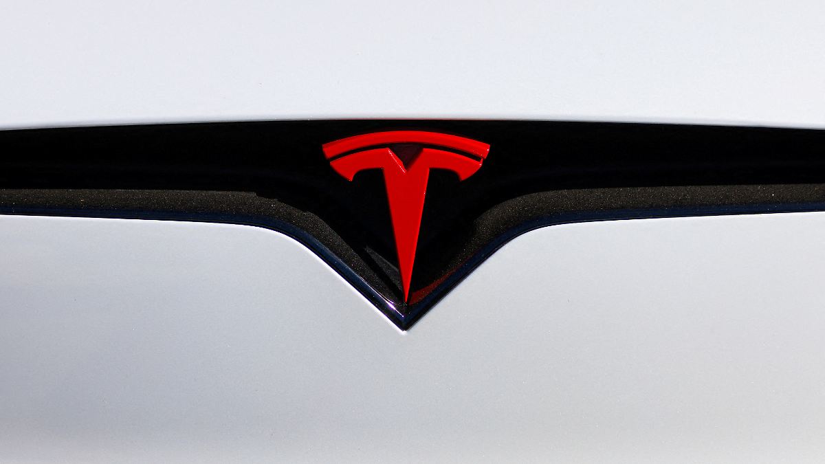 Der Börsen-Tag: Absatzeinbruch: Tesla hat große Probleme in Europa
