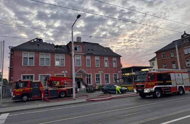 FW Dresden: Informationen zum Einsatzgeschehen von Feuerwehr und Rettungsdienst in der ...
