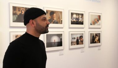 Ausstellung mit Porträtfotos von Emad Daood im Stadtmuseum Münster
