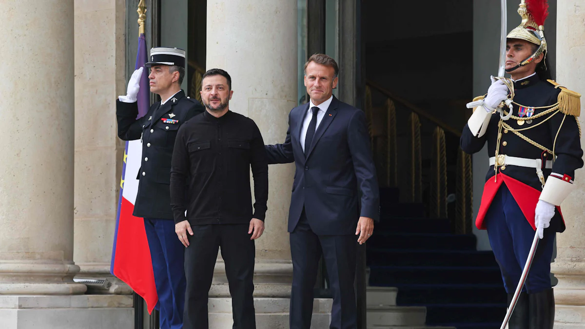 Fünfte Republik: Frankreich sagt Adieu zu seinen vier Glaubenssätzen - Meinung