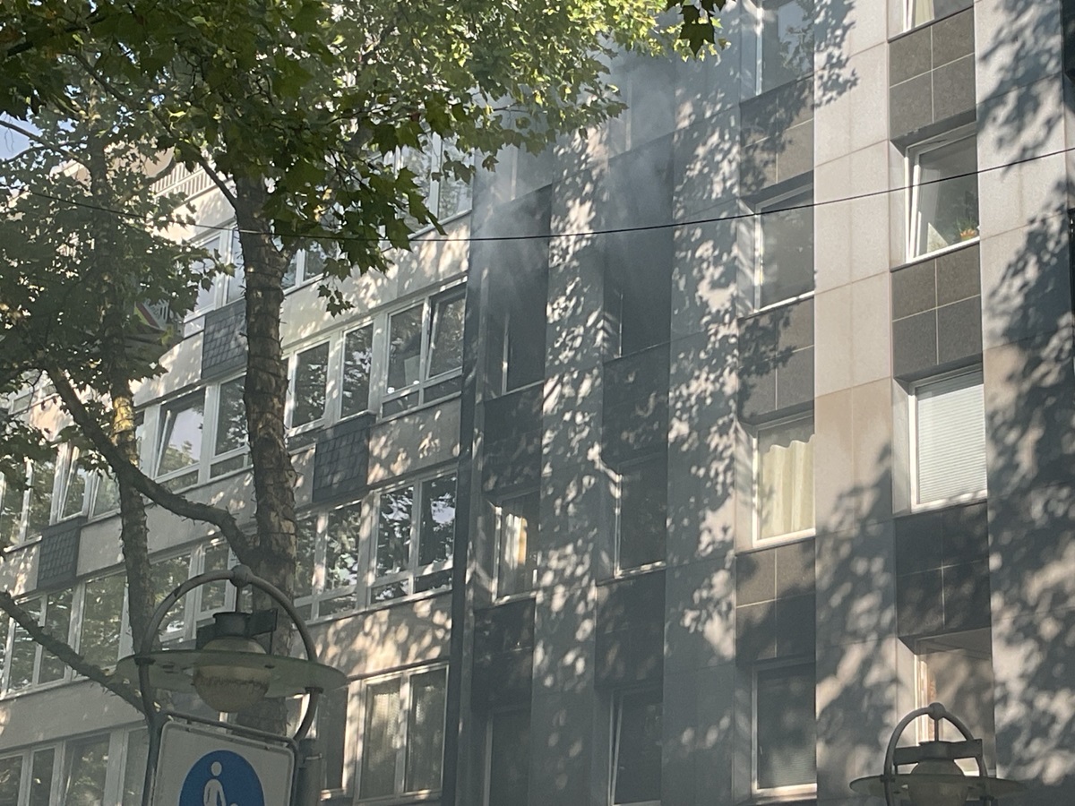 Wohnungsbrand in Dortmund ++ 1 Mensch und 2 Katzen verletzt