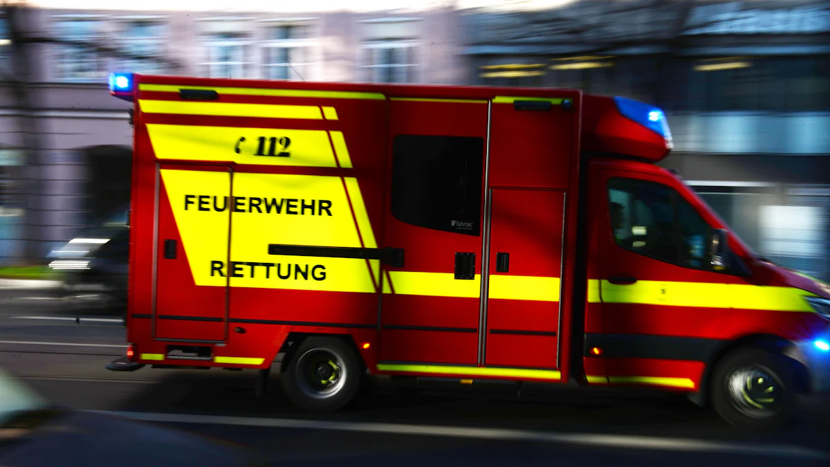 München-Fasangarten: 86-jährige Radlerin bei Unfall schwer verletzt - München