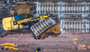 Bauarbeiten - Bahn erneuert 58 Kilometer Gleise auf Strecke Hamburg–Berlin - Wirtschaft