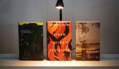 Literatur: Nominierte Romane für den Bayerischen Buchpreis 2025 | Ratgeber | Wir in Bayern | BR Fernsehen | Fernsehen