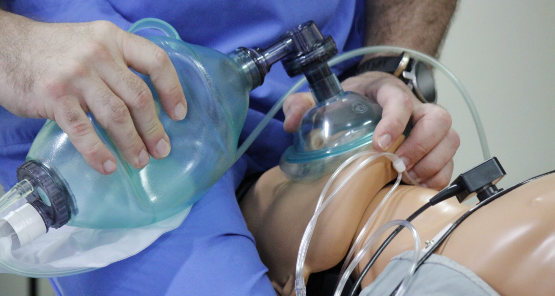 H@llAnzeiger - Patient:innensicherheit in der Geburtshilfe sowie Kinder