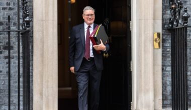 Großbritannien: Starmer lehnt vorgezogene Neuwahlen trotz Regierungskrise ab