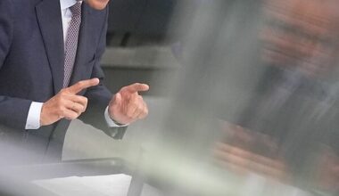 Die Neubesetzung von Richterstellen in Karlsruhe ist in normalen Zeiten eine Nachricht, die außerha