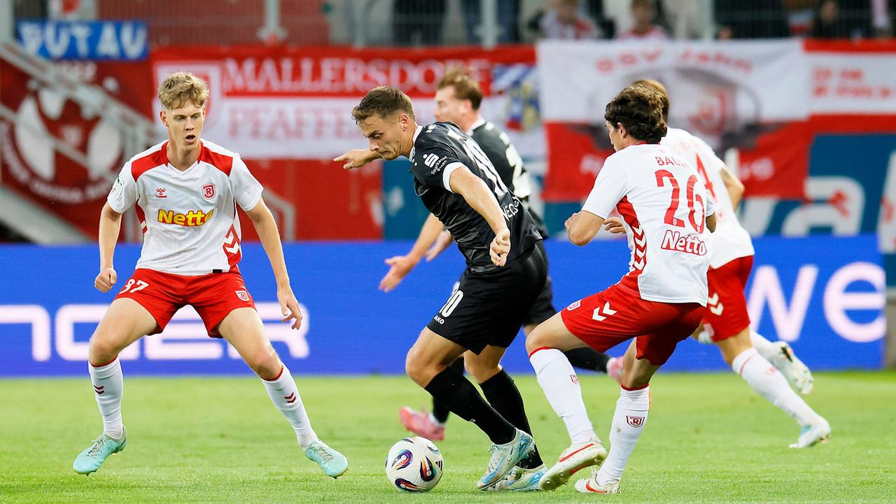 3. Liga: Lichtblick trotz Niederlage - Regensburg unglücklich gegen Essen