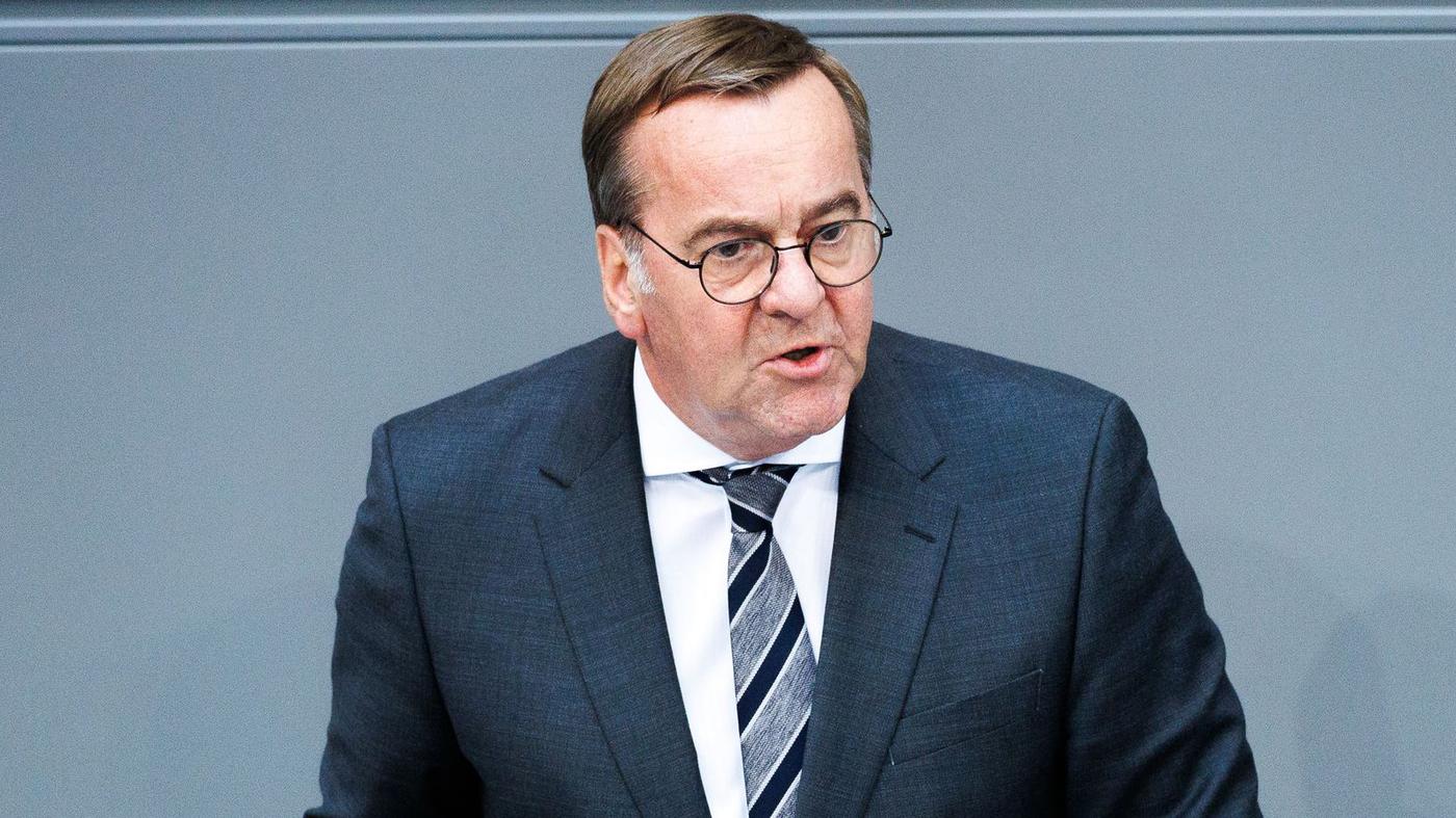 Russland überfliegt deutsche Fregatte „Hamburg“ in der Ostsee