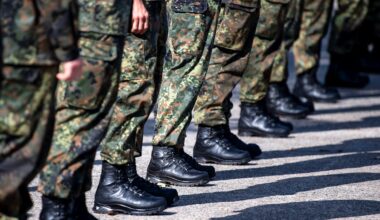 Neuer Wehrdienst: Beratungsstellen empfehlen jungen Männern Antrag auf Kriegsdienstverweigerung