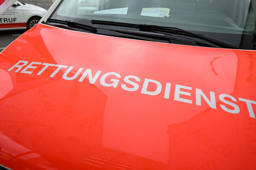 78-jähriger Mann nach Sturz schwer verletzt