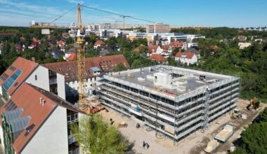 Platz für innovative Ideen: Im Rohbau ist das mittlerweile neunte Gebäude auf dem halleschen Weinberg Campus fertig.