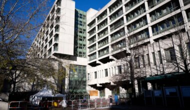 Nach scharfer Kritik - Staatsregierung hält an Verkauf von Strafjustizzentrum fest - Bayern