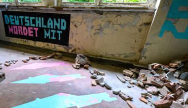 "Deutschland mordet mit" steht in einer Arbeit von Luke Carter auf dem Streetart-Festival Ibug in Chemnitz.