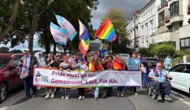 1.000 Menschen feiern ersten Christopher Street Day in Delmenhorst
