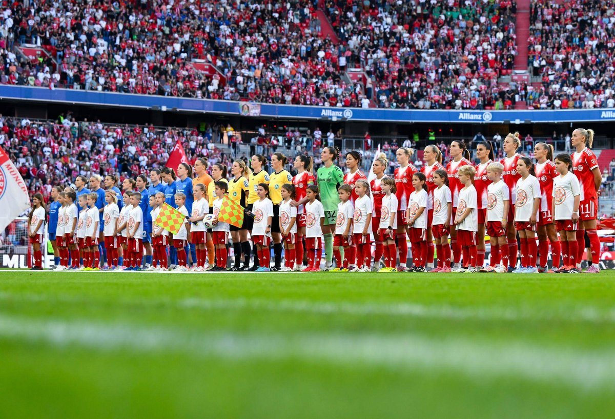 München | Bayern-Fußballerinnen brechen Zuschauer-Rekord