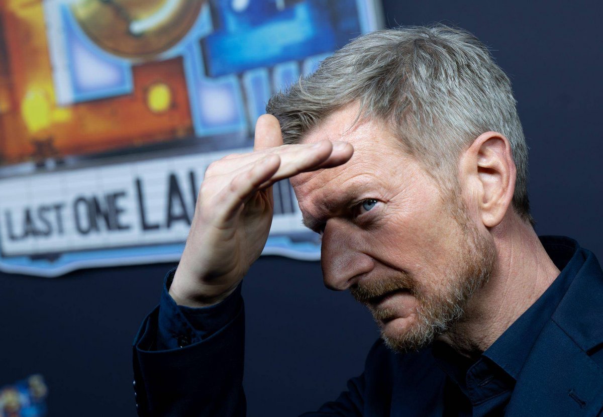 Köln | Schauspieler Michael Kessler fürchtet sich im dunklen Wald