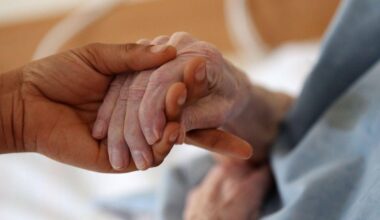 Berlin/Köln | Klischee und Realität: Was die Arbeit in der Pflege ausmacht