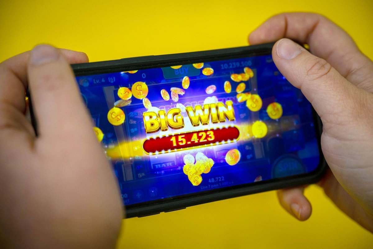 Bielefeld/Bremen | Unterschätzte Glücksspielsucht - Zocken bis in den Ruin