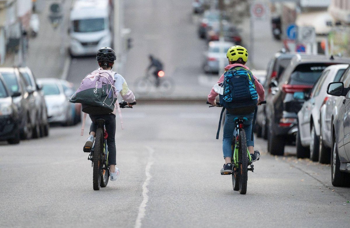 Berlin | Mehr Unfälle auf Schulwegen bei Kindern – Versicherung warnt