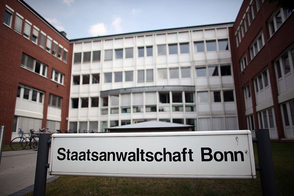 Anwälte zeigen Staatsanwalt wegen 'Machtmissbrauch' an