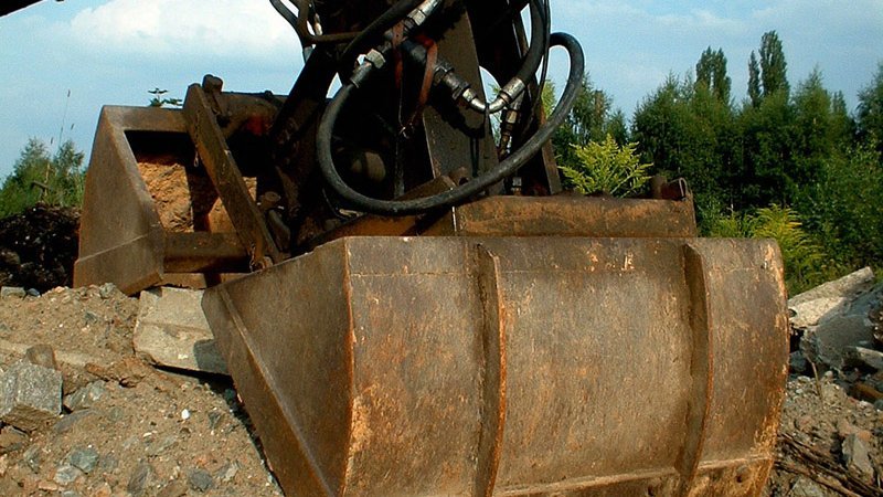 Enger: Brücke über Bolldammbach wird erneuert