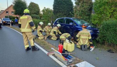 Unfall in Stuhr: Auto rast in Mutter mit drei Kindern | Regional